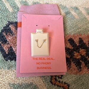 Banter 10k yellow gold cz studs with chain